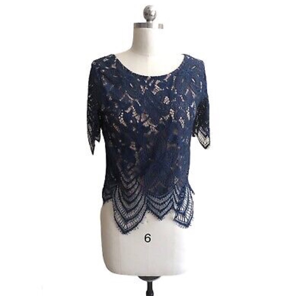 Express Blouse Top Lace Crochet Short Sleeve Lined Scoop Neck (Size:Small)
